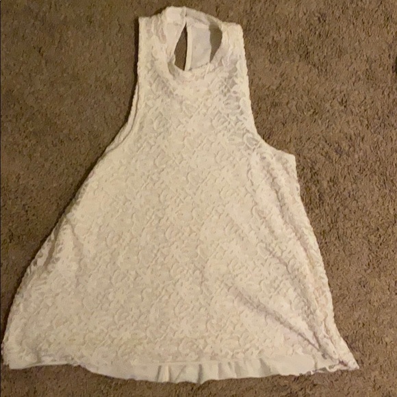 white lace tank - Picture 1 of 1